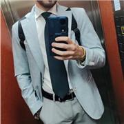 Giovane avvocato offre ripetizioni online di lingua italiana.